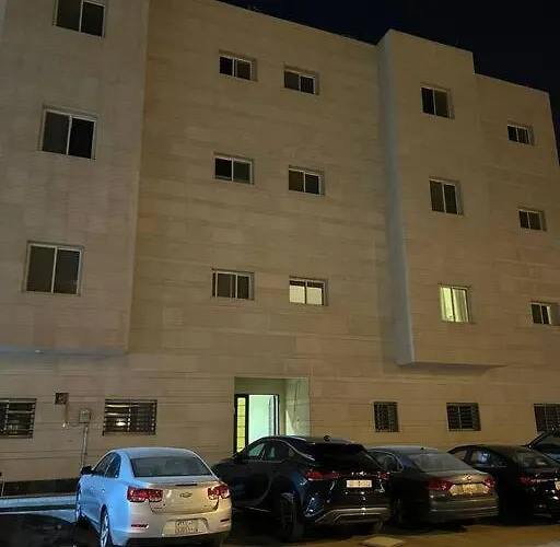لورا سويتس